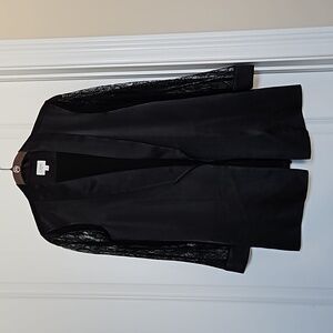 EUC. Cami NYC satin blazer